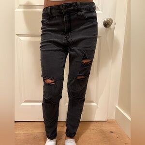 Black Distressed Jeans